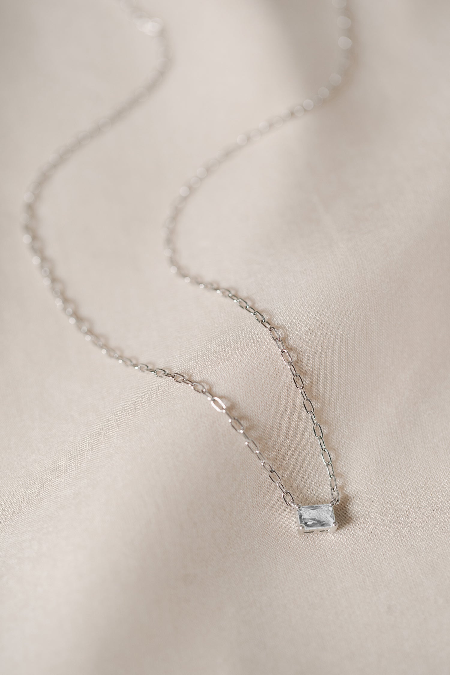 Ezra Pavé Chain Necklace