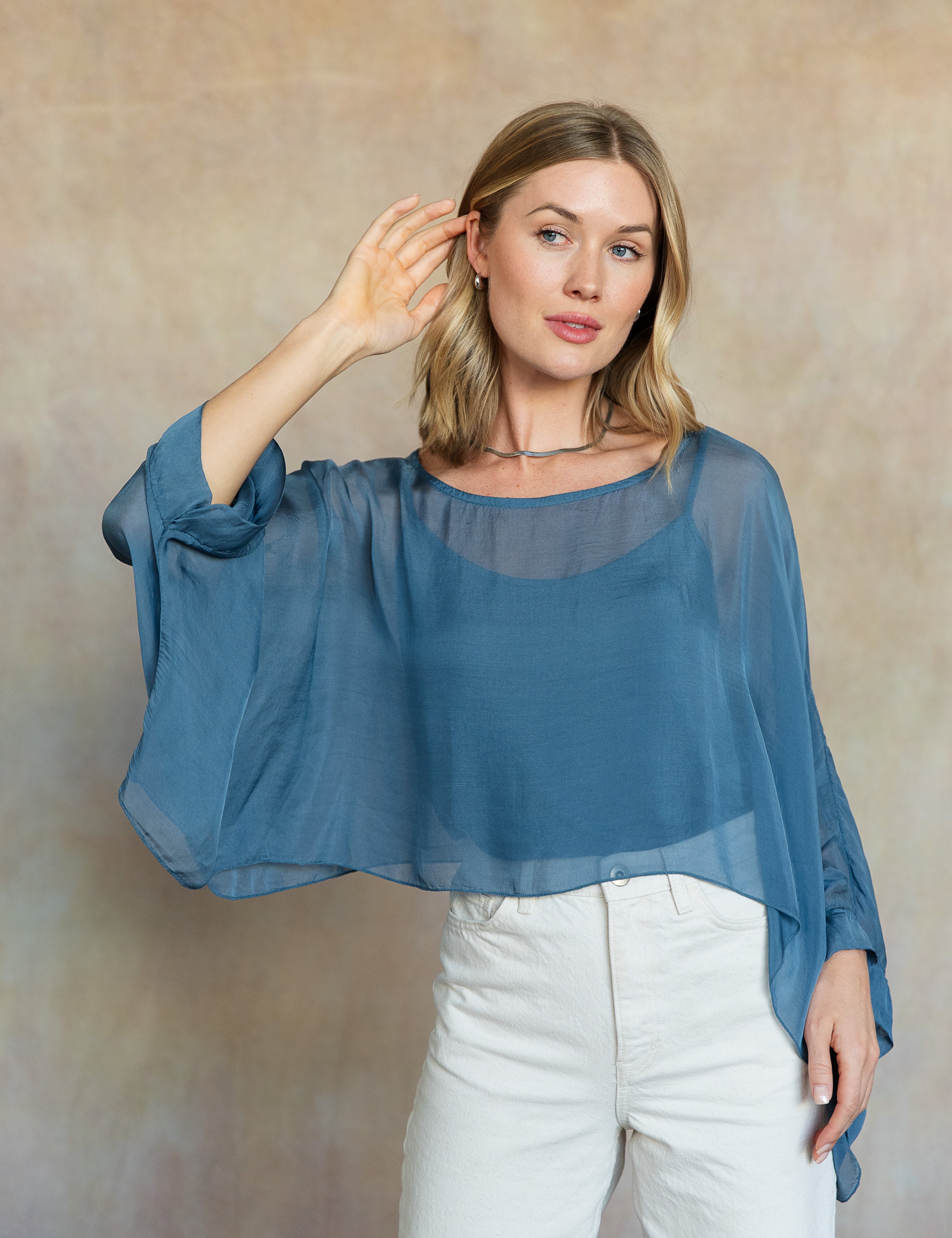 Mona Silk Topper